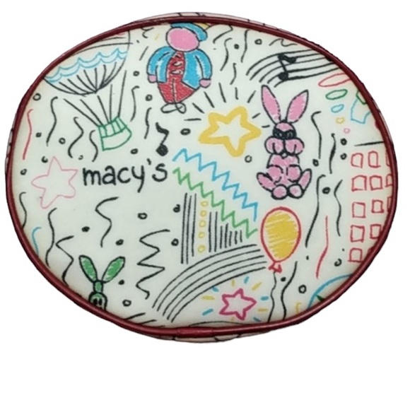 Limited Edition Macy's Parade Dooney and Bourke Statement Bucket Bag - Picture 9 of 12